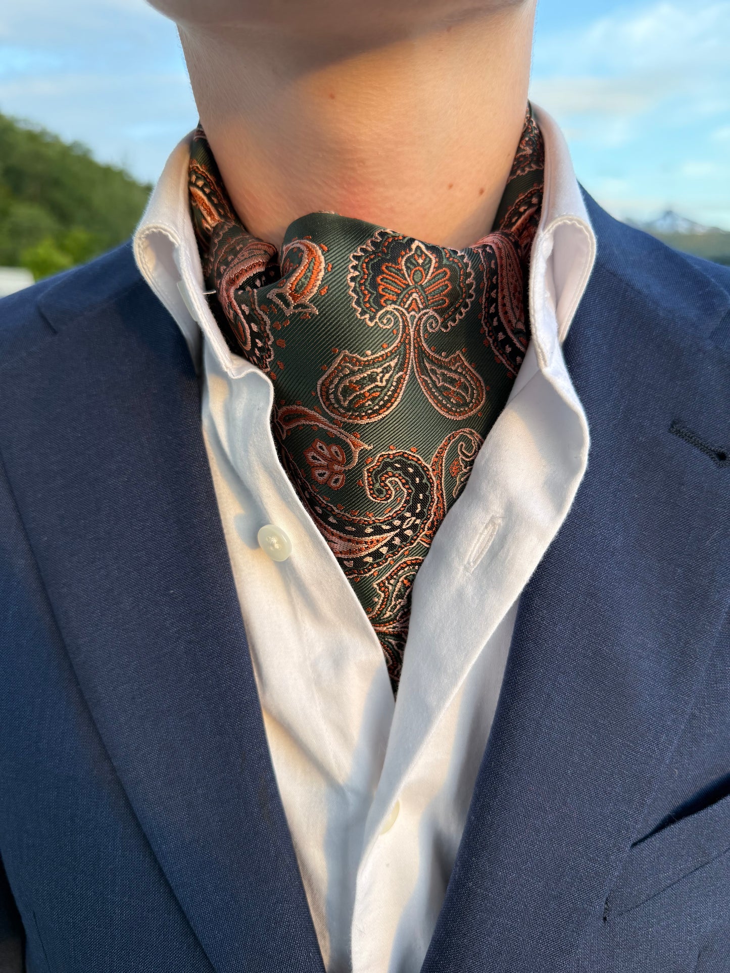 VERDANT ASCOT